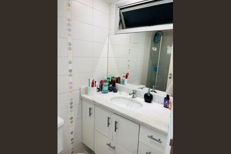 Apartamento à venda com 75m², 3 quartos e 2 vagasBanheiro da Suíte