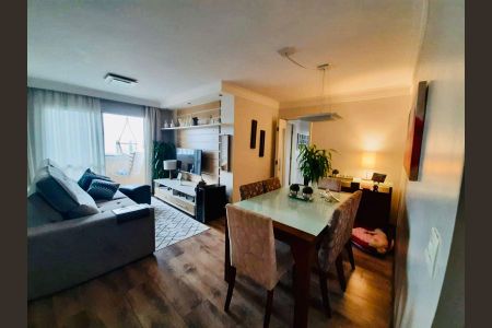 Sala de apartamento para alugar com 3 quartos, 75m² em Jardim Consorcio, São Paulo