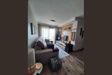 Sala de apartamento para alugar com 3 quartos, 75m² em Jardim Consorcio, São Paulo