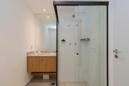 Studio para alugar com 36m², 1 quarto e sem vaga Studio para alugar com 36m², 1 quarto e sem vagaBanheiro