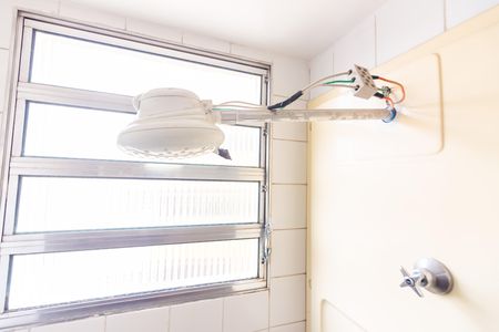 Apartamento à venda com 58m², 2 quartos e 1 vaga Apartamento à venda com 58m², 2 quartos e 1 vagaBanheiro