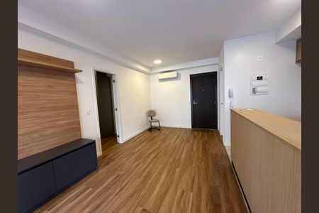 Sala de apartamento à venda com 1 quarto, 52m² em Alphaville Industrial, Barueri
