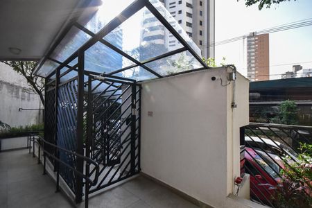 Apartamento à venda com 169m², 4 quartos e 3 vagasEntrada