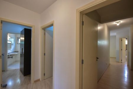Apartamento à venda com 169m², 4 quartos e 3 vagasCorredor