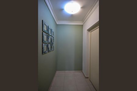 Hall Privativo de apartamento à venda com 4 quartos, 169m² em Real Parque, São Paulo