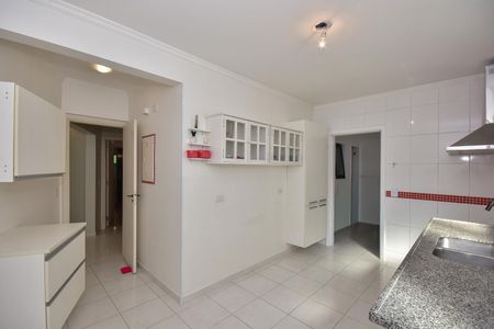 Apartamento à venda com 169m², 4 quartos e 3 vagasCozinha