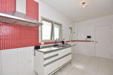 Apartamento à venda com 169m², 4 quartos e 3 vagasCozinha