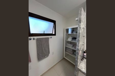 Apartamento à venda com 193m², 6 quartos e 2 vagasBanheiro