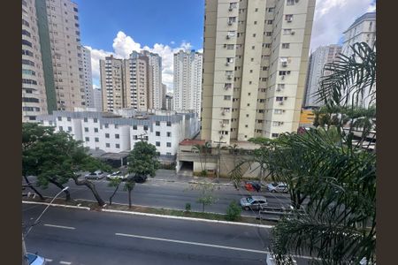 Apartamento para alugar com 67m², 2 quartos e 1 vagaVista da Área de serviço