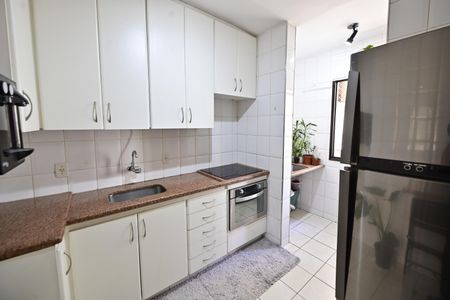 Apartamento para alugar com 67m², 2 quartos e 1 vagaCozinha