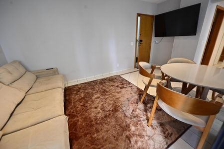 Apartamento para alugar com 67m², 2 quartos e 1 vagaSala