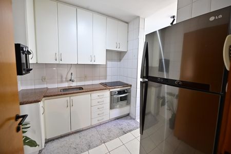 Apartamento para alugar com 67m², 2 quartos e 1 vagaCozinha