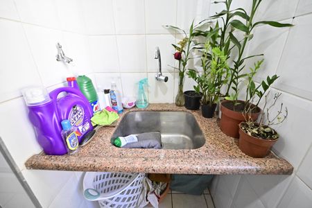 Apartamento para alugar com 67m², 2 quartos e 1 vagaÁrea de serviço