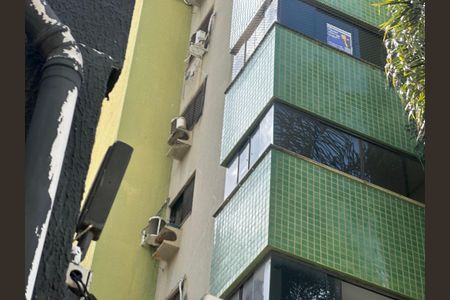 Apartamento para alugar com 67m², 2 quartos e 1 vagaFachada