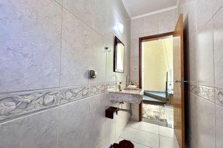 Casa à venda com 281m², 3 quartos e 3 vagas Casa à venda com 281m², 3 quartos e 3 vagasLavabo