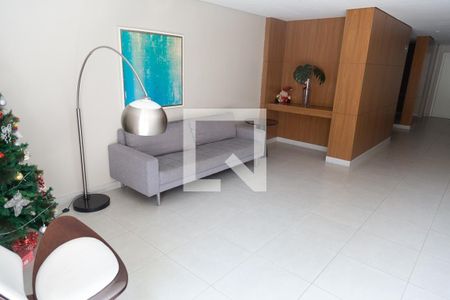 Apartamento à venda com 64m², 2 quartos e 1 vaga Apartamento à venda com 64m², 2 quartos e 1 vagaHall social