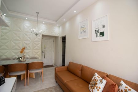 Sala de apartamento à venda com 2 quartos, 64m² em Vila Leonor, Guarulhos