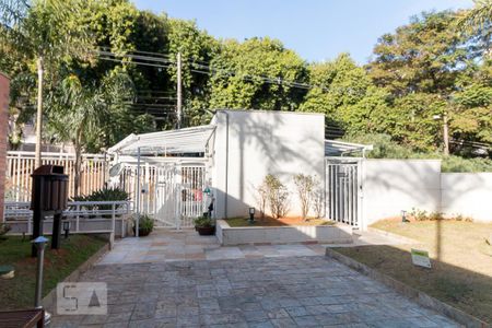 Apartamento à venda com 64m², 2 quartos e 1 vaga Apartamento à venda com 64m², 2 quartos e 1 vaga Portaria