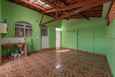 Casa para alugar com 298m², 3 quartos e 2 vagasÁrea de Serviço