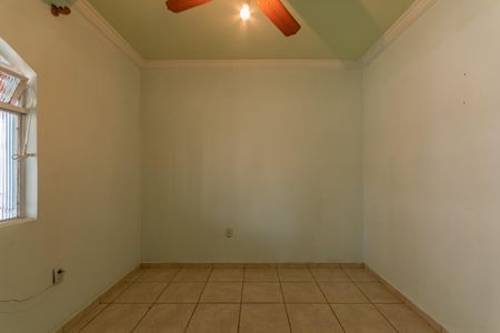 Casa para alugar com 298m², 3 quartos e 2 vagasSuíte