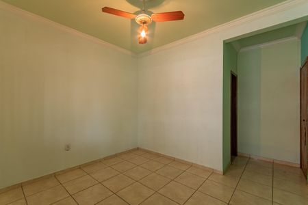 Casa para alugar com 298m², 3 quartos e 2 vagasSuíte