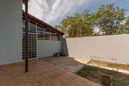 Casa para alugar com 298m², 3 quartos e 2 vagasEntrada