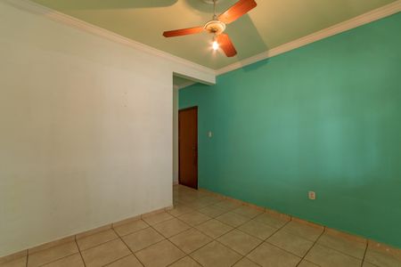 Casa para alugar com 298m², 3 quartos e 2 vagasSuíte