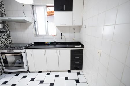 cozinha de casa de condomínio à venda com 2 quartos, 64m² em Copacabana, Belo Horizonte