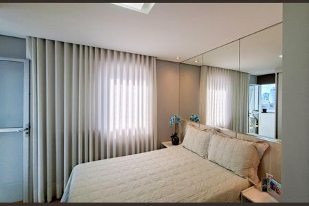 Apartamento à venda com 82m², 3 quartos e 2 vagasQuarto 2