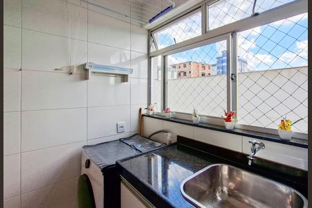 Apartamento à venda com 82m², 3 quartos e 2 vagasCozinha e Área de Serviço