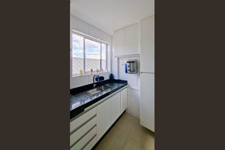 Apartamento à venda com 82m², 3 quartos e 2 vagasCozinha e Área de Serviço