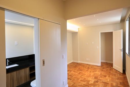 Apartamento à venda com 90m², 3 quartos e 1 vagaSuíte
