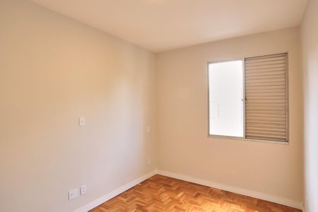 Apartamento à venda com 90m², 3 quartos e 1 vagaQuarto