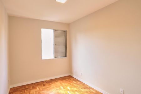 Apartamento à venda com 90m², 3 quartos e 1 vagaQuarto