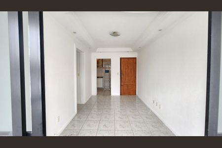 Sala de apartamento para alugar com 2 quartos, 75m² em Barbalho, Salvador