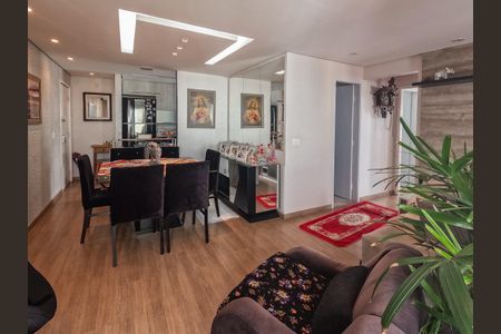 Apartamento para alugar com 65m², 2 quartos e 1 vagaSala