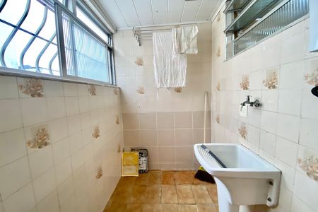 Apartamento para alugar com 75m², 2 quartos e 1 vagaÁrea de Serviço