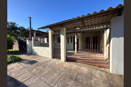 Casa para alugar com 100m², 2 quartos e 2 vagas Casa para alugar com 100m², 2 quartos e 2 vagasFachada