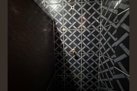 Casa para alugar com 100m², 2 quartos e 2 vagas Casa para alugar com 100m², 2 quartos e 2 vagasBanheiro