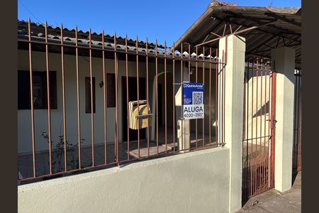 Casa para alugar com 100m², 2 quartos e 2 vagas Casa para alugar com 100m², 2 quartos e 2 vagasPlaca
