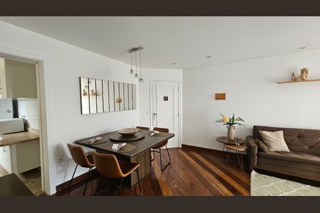 Apartamento à venda com 95m², 3 quartos e 2 vagasSala