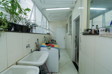 Apartamento para alugar com 413m², 5 quartos e 2 vagasAREA DE SERVICO