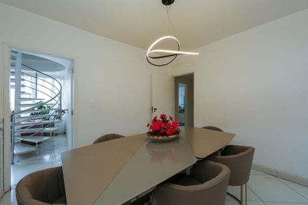 Apartamento para alugar com 413m², 5 quartos e 2 vagasSALA