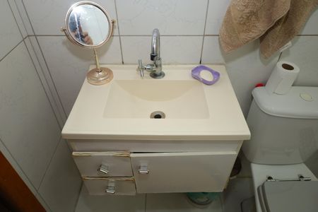 Casa à venda com 125m², 3 quartos e 2 vagasBanheiro 2