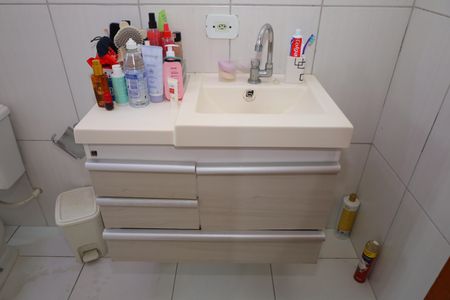 Casa à venda com 125m², 3 quartos e 2 vagasBanheiro 1 - Suíte