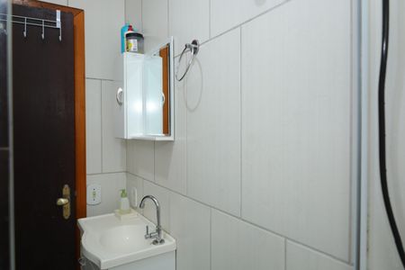 Casa à venda com 125m², 3 quartos e 2 vagasBanheiro 3