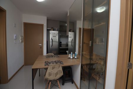 Apartamento para alugar com 35m², 2 quartos e 1 vaga Apartamento para alugar com 35m², 2 quartos e 1 vagaSala/Cozinha