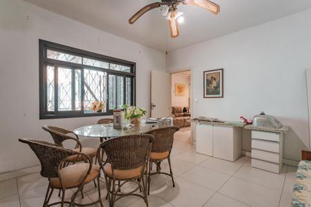 Casa à venda com 136m², 3 quartos e 1 vagaSala