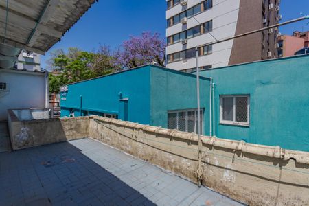Casa à venda com 136m², 3 quartos e 1 vagaÁrea de Serviço