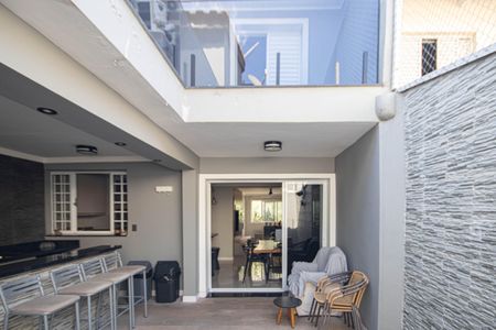 Casa à venda com 130m², 3 quartos e 1 vaga Casa à venda com 130m², 3 quartos e 1 vagaEspaço Gourmet